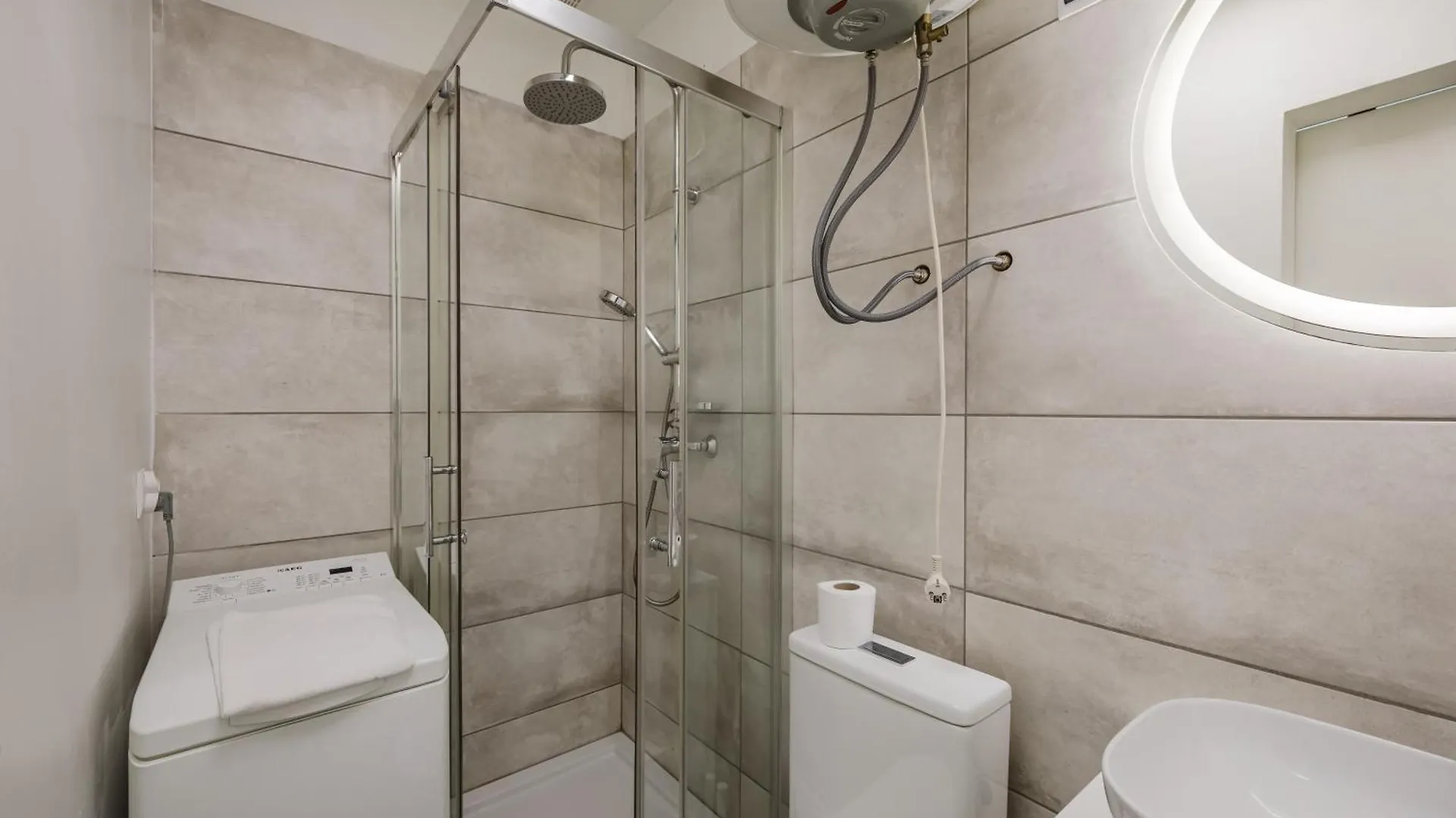 Wilda Chic Grey Apartment By Bookinghost Poznan